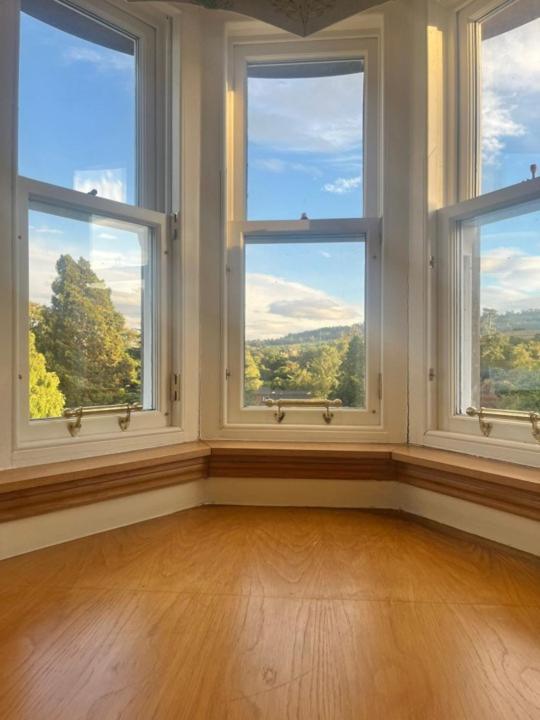 ルスLomond Castle Penthouseアパートメント エクステリア 写真